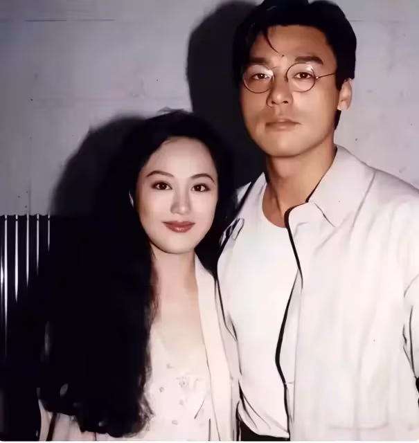 敗光兩個富豪家產的章小蕙,20年後再看她,前後差距一個天一個地