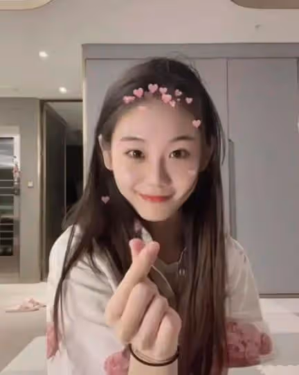 鄭愷小姨子在姐姐家穿衣被嘲,沒分寸沒底線,心思不正手段低!