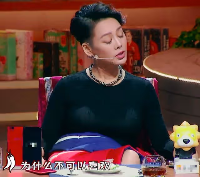 寧靜被問:姜文喜歡過你嗎?她的回答既霸氣又坦蕩,這才是大女主