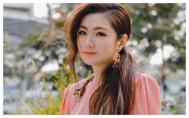 娶了毀容後的Selina,看似感情很好,張承中卻說:自己想吐