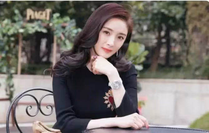 不愧是「老戲骨」,張嘴就能把楊冪送上熱搜,劉愷威他爹才是狠人