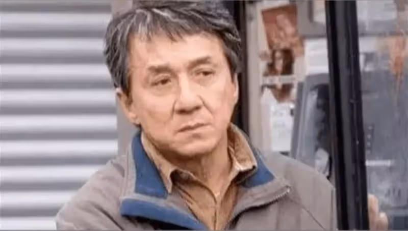 67歲成龍盡顯老態,頭髮稀疏成「空氣劉海」,或將會是退圈之作?