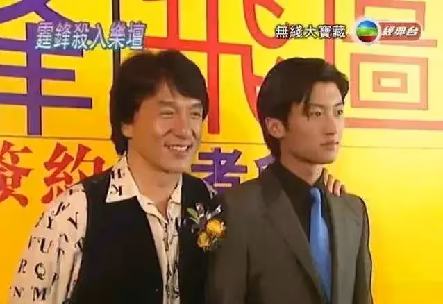 放棄貌美前妻張柏芝,癡戀「比他大11歲」的王菲,謝霆鋒「說出原因」後,網直呼:我不信。