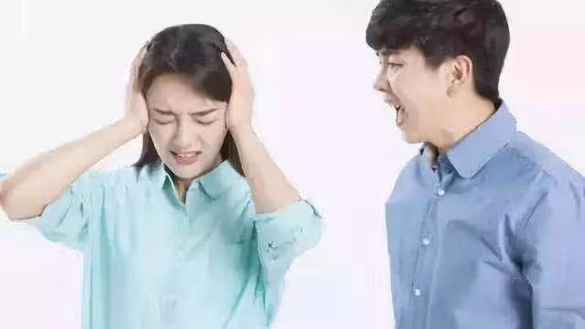 岳母和母親患癌，丈夫要賣房給母親治病，妻子：我媽你就不管了？