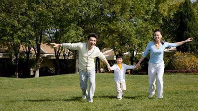 兒媳給婆婆買房,婆婆把房給小叔子,兒媳:房子還給我別逼我起訴