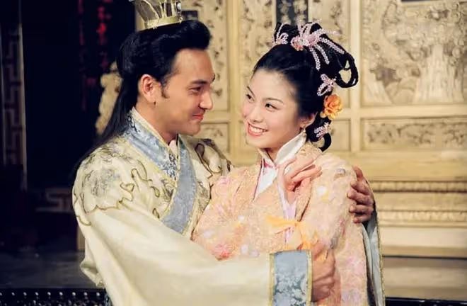陳豪前女友重返熒幕,離巢11年後現身TVB,獲方力申邀請合作