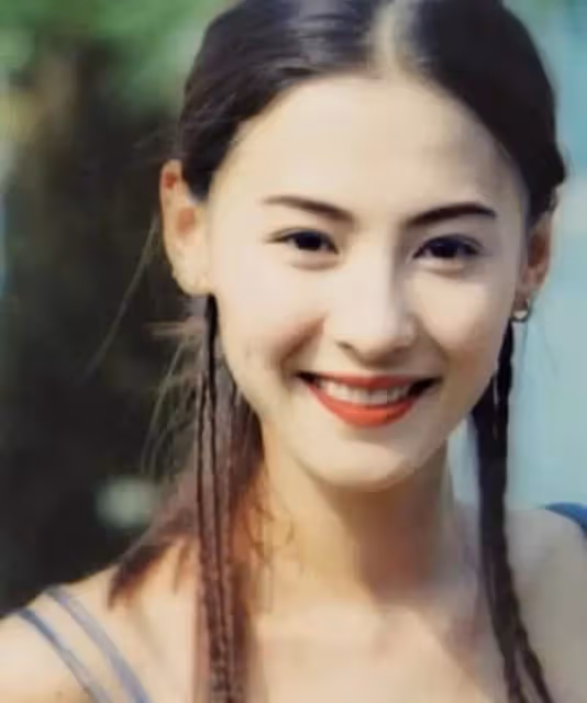 盤點13位混血女星現狀，曾經個個風情萬種，現在的容貌卻各不相同