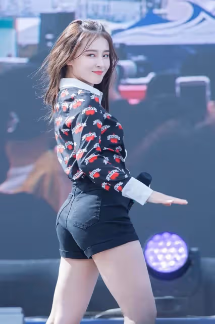 我心目中的全球微胖界第一美女——不服來辯