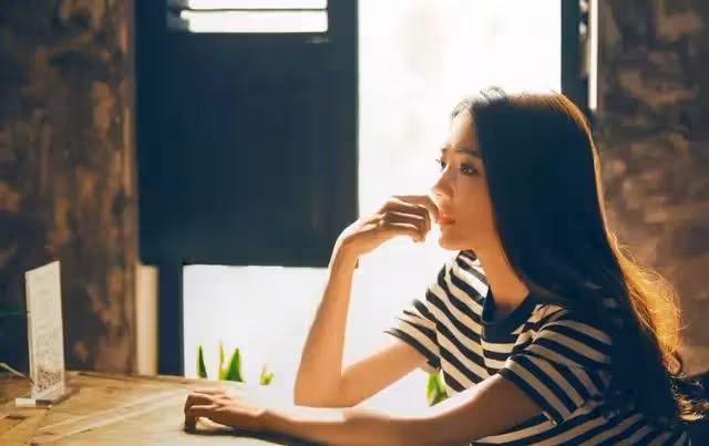 「我的第一次是假的」面對結婚十年的妻子,丈夫的回答讓她紅了眼