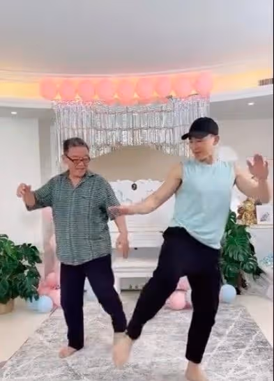 上海解封！李立群奔劉畊宏家跳健身操　網喊：也叫王心凌！