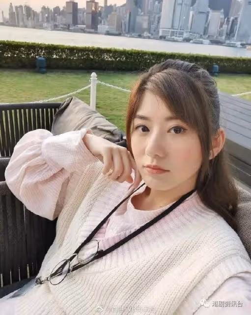 TVB上位小花戀情曝光！男友竟是前天堂鳥歌手
