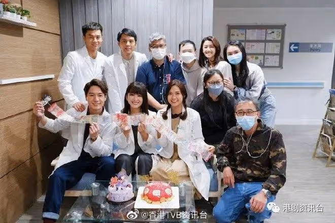 TVB上位小花戀情曝光！男友竟是前天堂鳥歌手