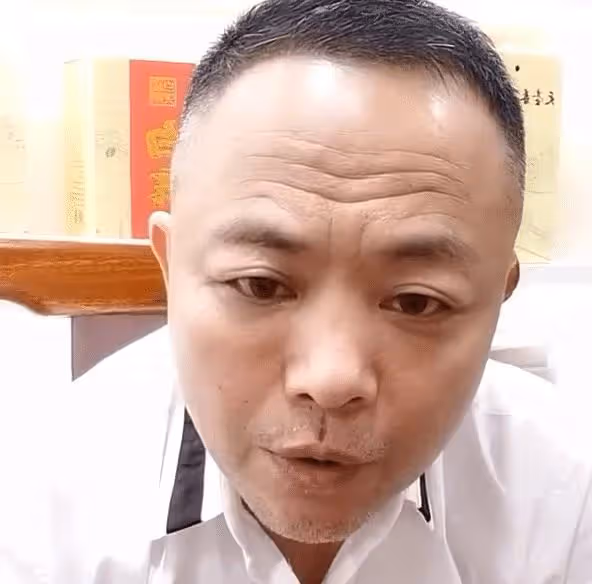嬌嬌前夫當眾向老趙道歉,態度誠懇情商高,他的回答卻把我感動了