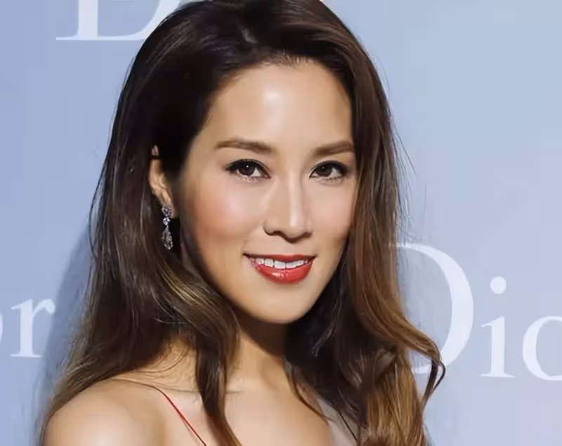 豪門闊太徐子淇：生一個孩子「公公獎勵10億」，24歲嫁豪門「8年連生4胎」穩坐闊太榜首，全離不開「母親運籌帷幄」
