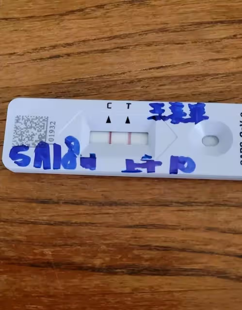 渾身酸痛到直不起身!曾寶儀媽媽確診,因害怕導致失眠「發燒到39度」,曝恐慌癥發作曾三度患疾:堅強的女人好美