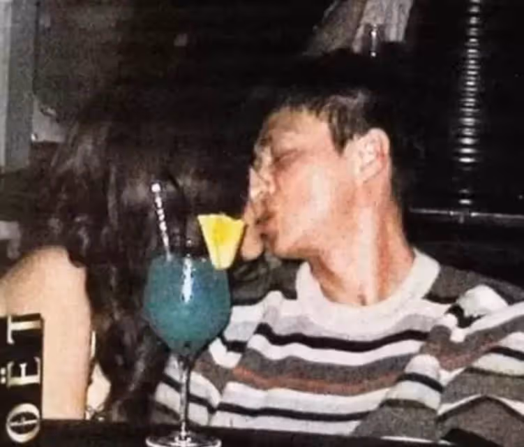 「性感玉女」周慧敏:嫁給富二代後,11年被戴「8次」綠帽仍不分開,她到底為什麼屢次選擇原諒?