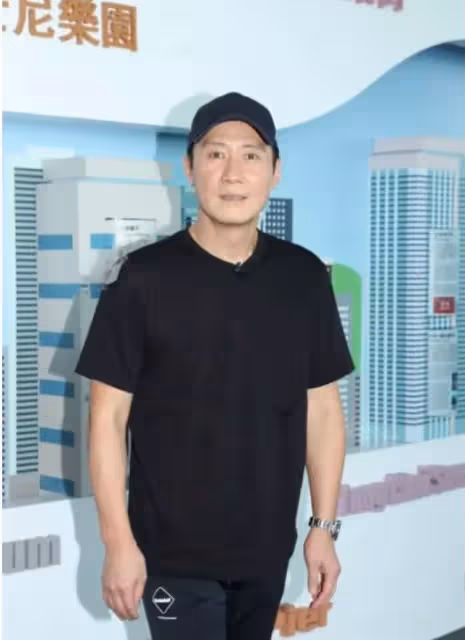 55歲黎明近照曝光!身材「發福」變油膩阿貝,曾是「四大天王」中最帥,今形象大變認不出