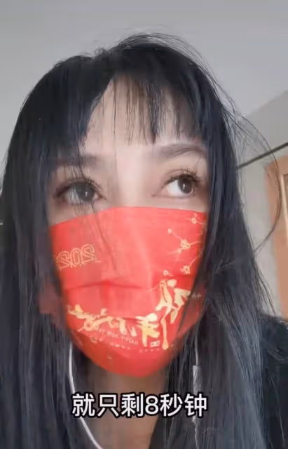 台灣歌手千百惠震後報平安,透露聽到預警只剩8秒,現場晃動厲害