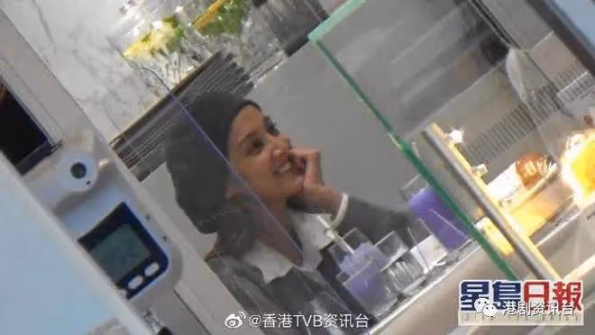 陳凱琳一餐Tea食足三個鍾!千萬KOL零妝約友吃漢堡包