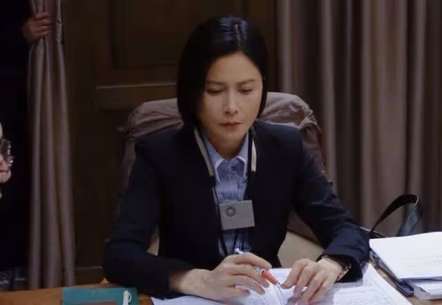 57歲TVB前當家花旦新片上映在即,難忘當中一場戲挑戰78頁紙對白