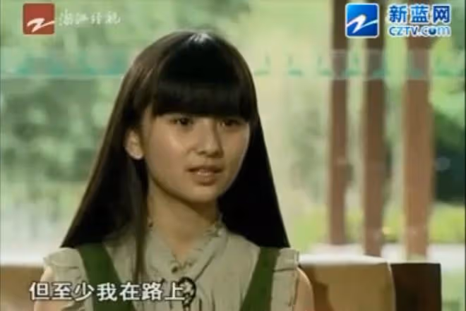 私密照曝光後,41歲未婚未育的她再次震撼全網!拒當「中國最美漫畫家」,拉黑顏值粉,卻被央視力捧:她怎麼還是童顏?