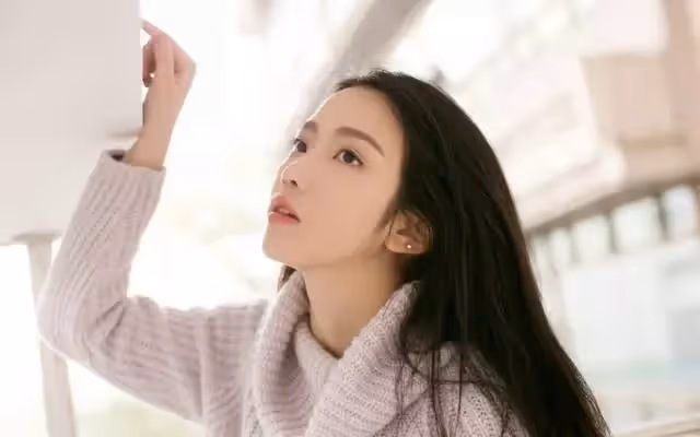 妻子8次出軌自以為瞞得天衣無縫,決定回頭時,丈夫給她當頭一棒