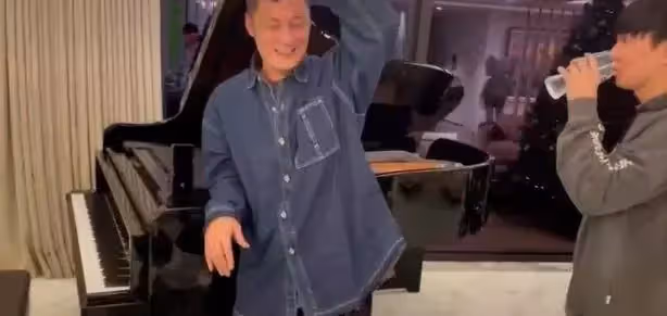 林俊傑4億豪宅曝光!面積廣闊裝飾奢華,一個玩具熊都要59萬,網友:簡直夢中情房