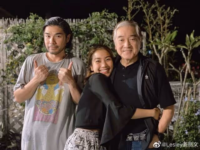 恭喜!TVB星二代自曝美國秘密註冊結婚,父親秦沛隔空觀禮顯激動