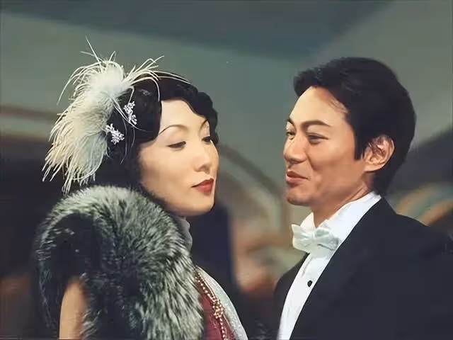 香港知名女星罕見現身!狀態凍齡氣質佳,嫁入豪門拒絕復出拍戲
