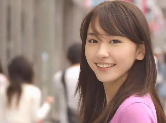 入選男性最愛的10位「夢中情人」：新垣結衣僅第5，綾瀨遙第3