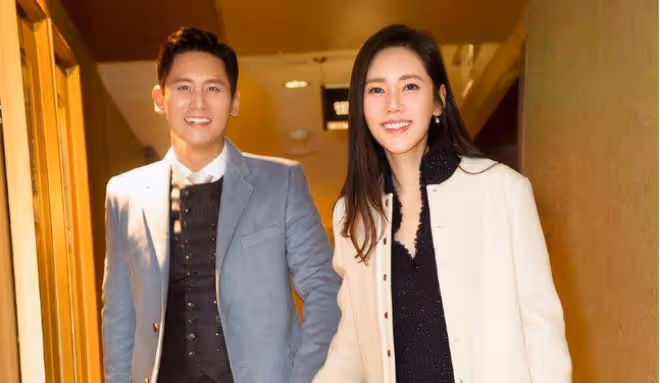 她意外將老公帶進演藝圈，之後老公紅遍全國，她卻一直不溫不火