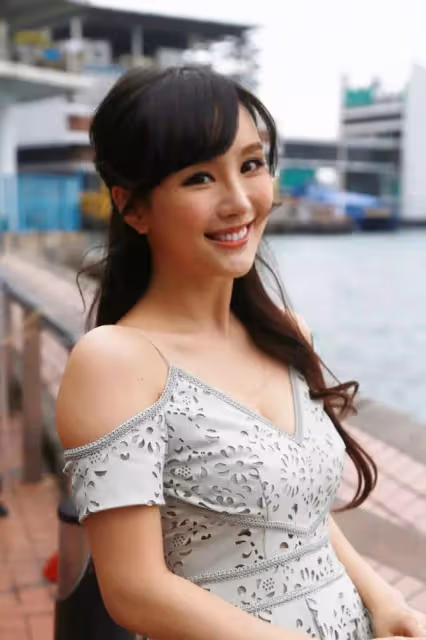 厲害!香港人氣女神靠投資樓房收穫多,自曝如今還準備入手商廈