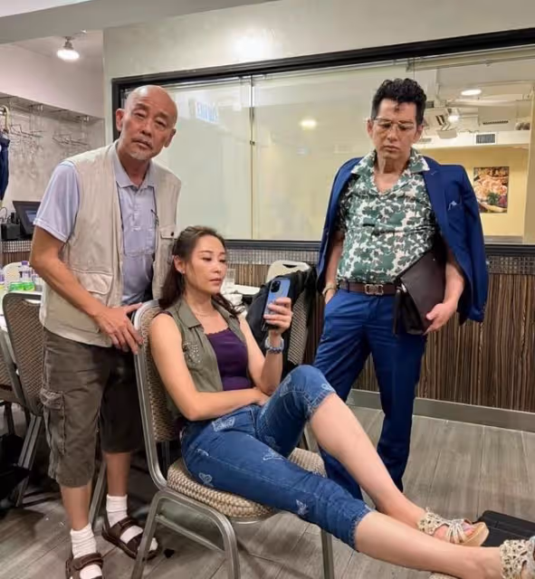 期待！TVB新劇《美麗戰場》終曬出花絮照，眾多女神雲集玩懷舊風