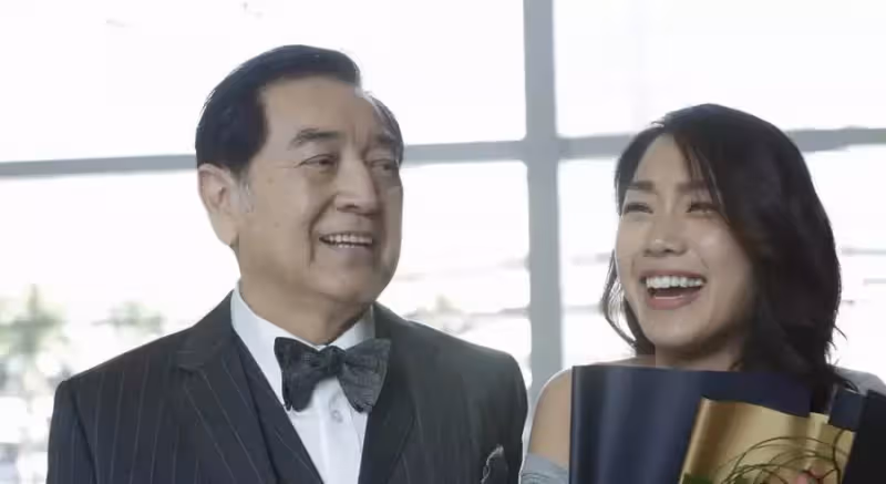 恭喜!秦沛女兒姜麗文大婚,夫妻兩人山中牽手親吻好浪漫,剛獲TVB大獎,網贊:青出於藍勝於藍