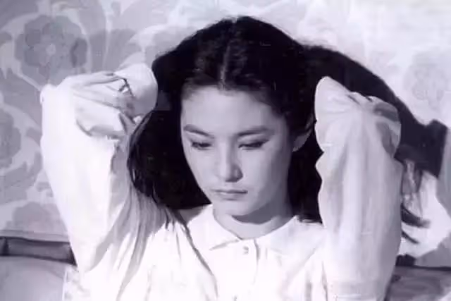 林青霞身世揭秘,與失散親姐相認,對方一貧如洗