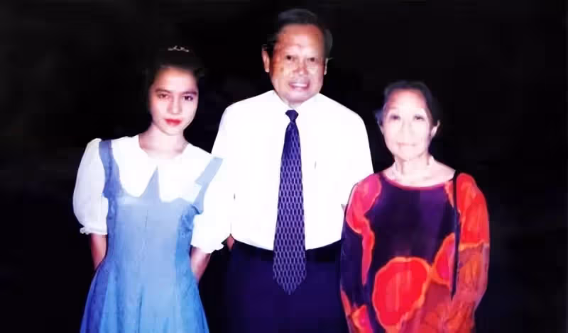 翁帆28歲嫁82歲楊振寧，堅持早睡早起18年，用心把丈夫照顧到100歲，繼子感嘆：她是個好女孩