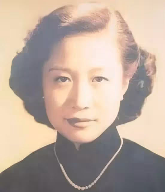 翁帆28歲嫁82歲楊振寧，堅持早睡早起18年，用心把丈夫照顧到100歲，繼子感嘆：她是個好女孩