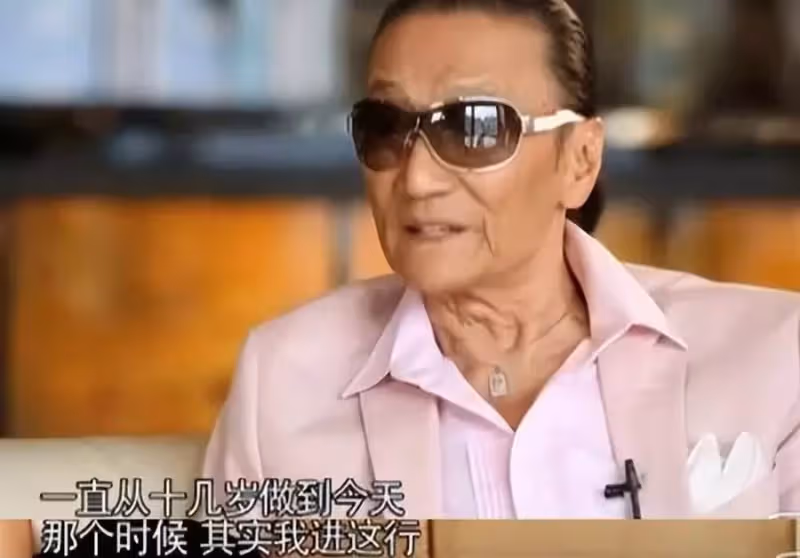 戀愛12年,分手寧給兩千萬:謝賢為何不願娶小49歲女友CoCo?