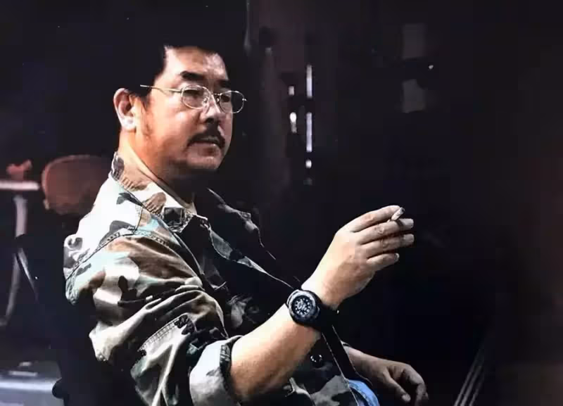 戀愛12年，分手寧給兩千萬：謝賢為何不願娶小49歲女友CoCo？