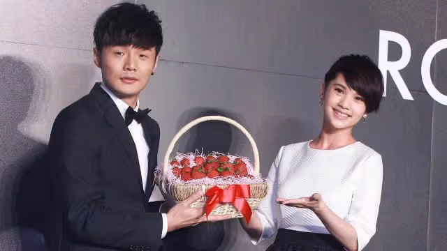 愛妻楊丞琳38歲生日　李榮浩曬照放閃