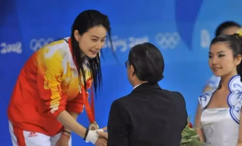 真正好命的4位豪門兒媳,不當生育機器,富豪老公戀家還不花心