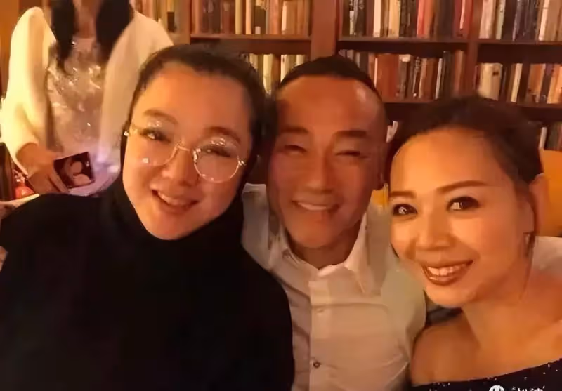 57歲林保怡6億豪宅曝光!買600萬跑車不手軟,專程託人從香港帶特色小吃,性取向至今仍是謎:鉆石級滄海遺珠