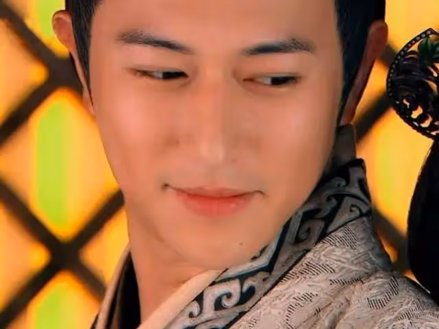 陳鍵鋒可惜了,發福後凶神惡煞顏值盡毀太油膩,連星途也跟著沒了