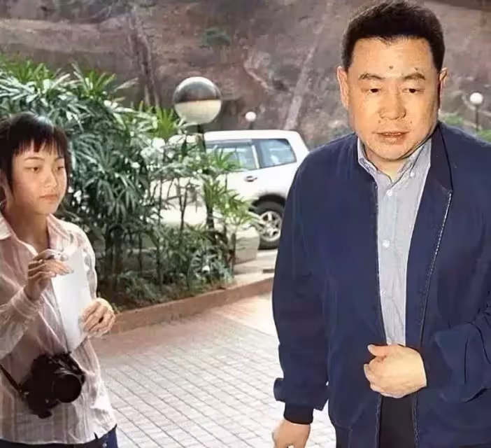 甘比樣貌平平,蟄伏15年拿下百億富豪,得到劉鑾雄拿下「400億財產繼承權」,這才是真正的人生贏家