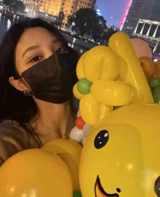 王思聰帶女友高調秀恩愛!女方發文怒斥媚男雌競,疑有第三者介入