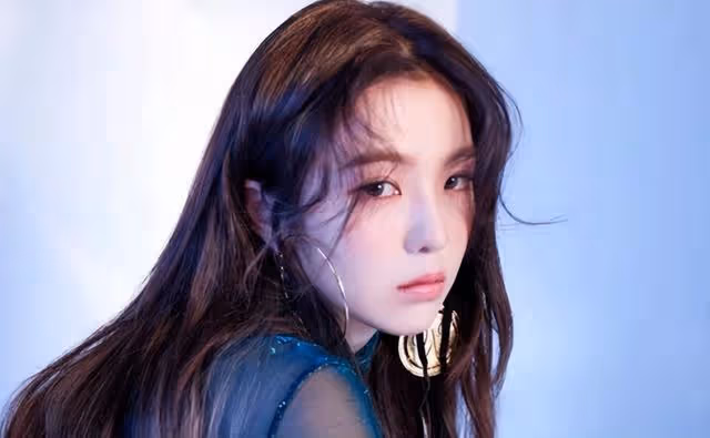 盤點女性Kpop偶像的「假小子」坐姿