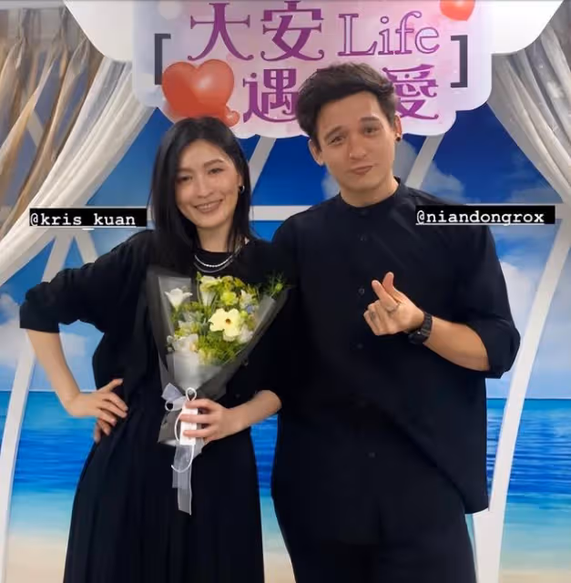 36歲知名歌手國外辦婚禮,二婚妻子被嘲小三上位,腹部隆起疑懷孕