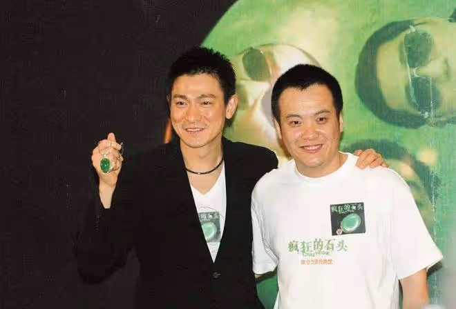 1997年劉德華廣東認祖歸宗,親姐姐一貧如洗,他有沒有幫助姐姐?