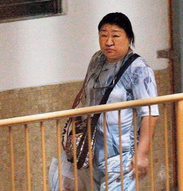 1997年劉德華廣東認祖歸宗,親姐姐一貧如洗,他有沒有幫助姐姐?