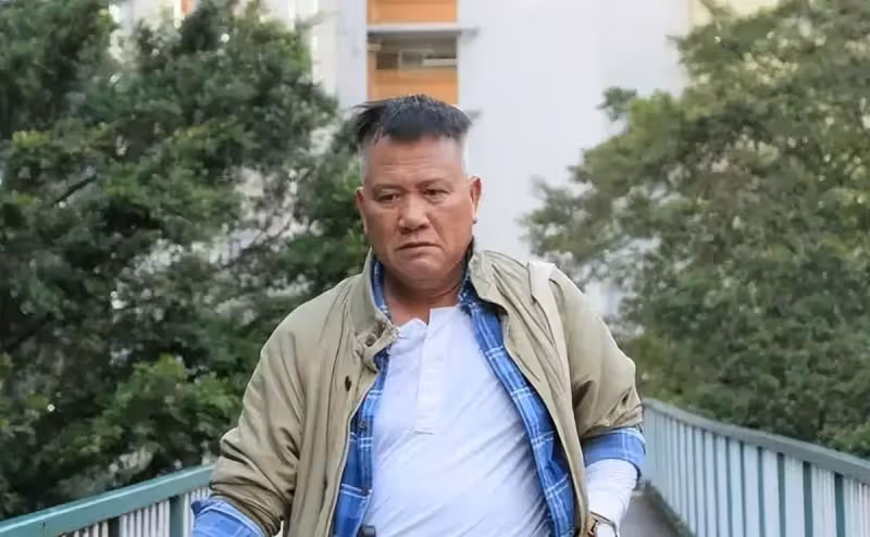 港片3位黑道大哥現狀:依然活躍熒屏,疾病纏身認不出,去世多年!